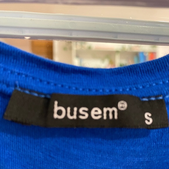 T shirt - Picture 2 of 4